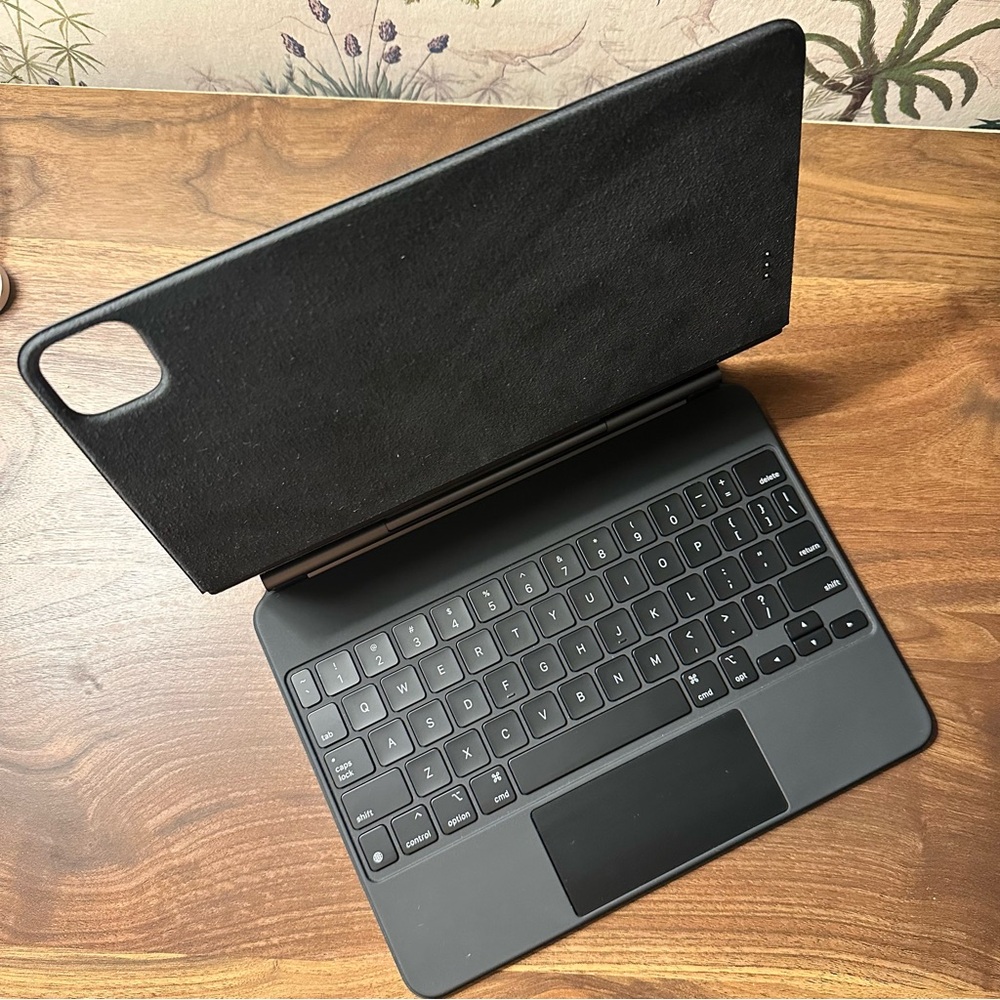 Apple | Magic Keyboard for iPad Pro 11‑inch, US English - Black